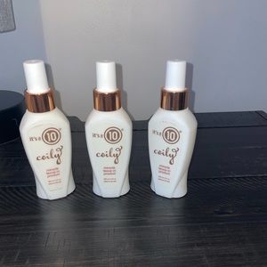 It’s a 10 Curly Hair detangler/leave-in